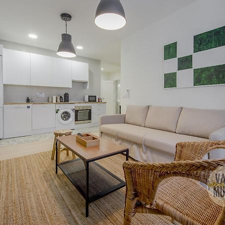 Spacious New Apartment Para 7 En La Plaza De Tirso De Molina Madrid Extérieur photo